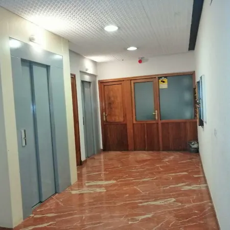 Apartament Dos Torres Frodo - Estacionamiento Privado Gratuito Saragossa Zewnętrze zdjęcie